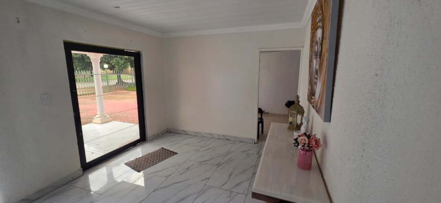 3 Bedroom Property for Sale in La Hoff North West